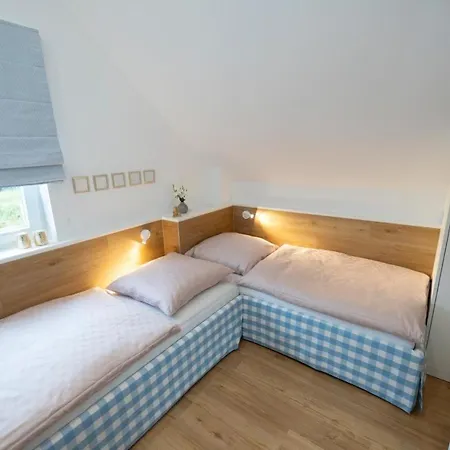 Prázdninový dům Am Fuer Bis Zu 6 Personen Mit Kaminofen, Badewanne Und Sauna - Haustiere Herzlich Willkommen, Direkt Am Wasser Gelegen *